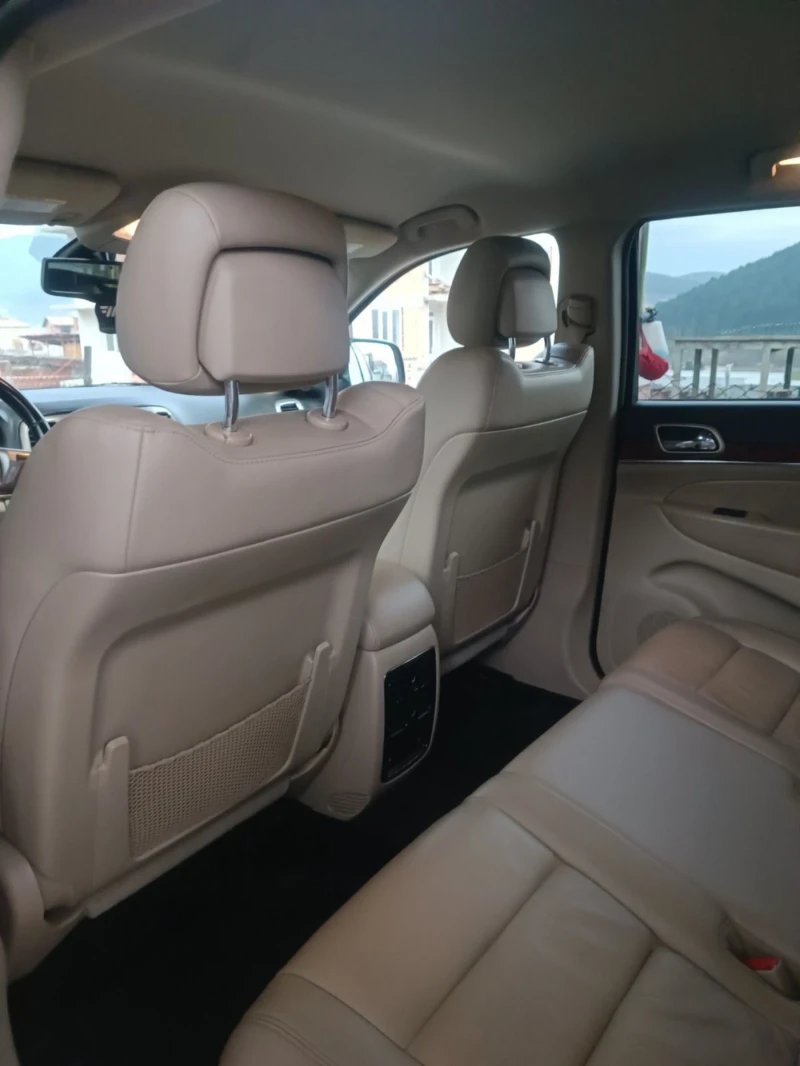 Jeep Grand cherokee, снимка 9 - Автомобили и джипове - 52974921