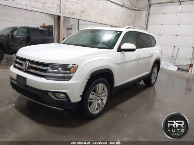 VW Atlas 3.6L V6 SEL, снимка 2 - Автомобили и джипове - 47070757