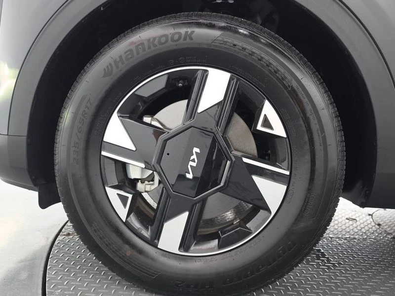 Kia Sportage 1.6 Automatic, снимка 5 - Автомобили и джипове - 55587783