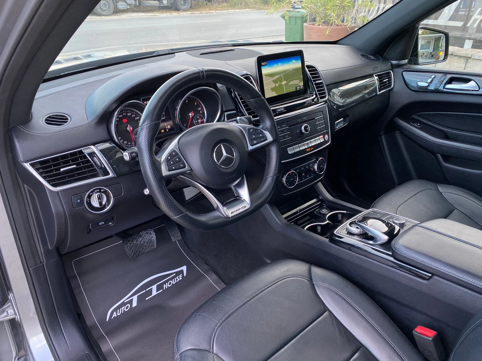 Mercedes-Benz GLS 350 AMG* 4MATIC* Distronic* 360* Pano*  - изображение 8