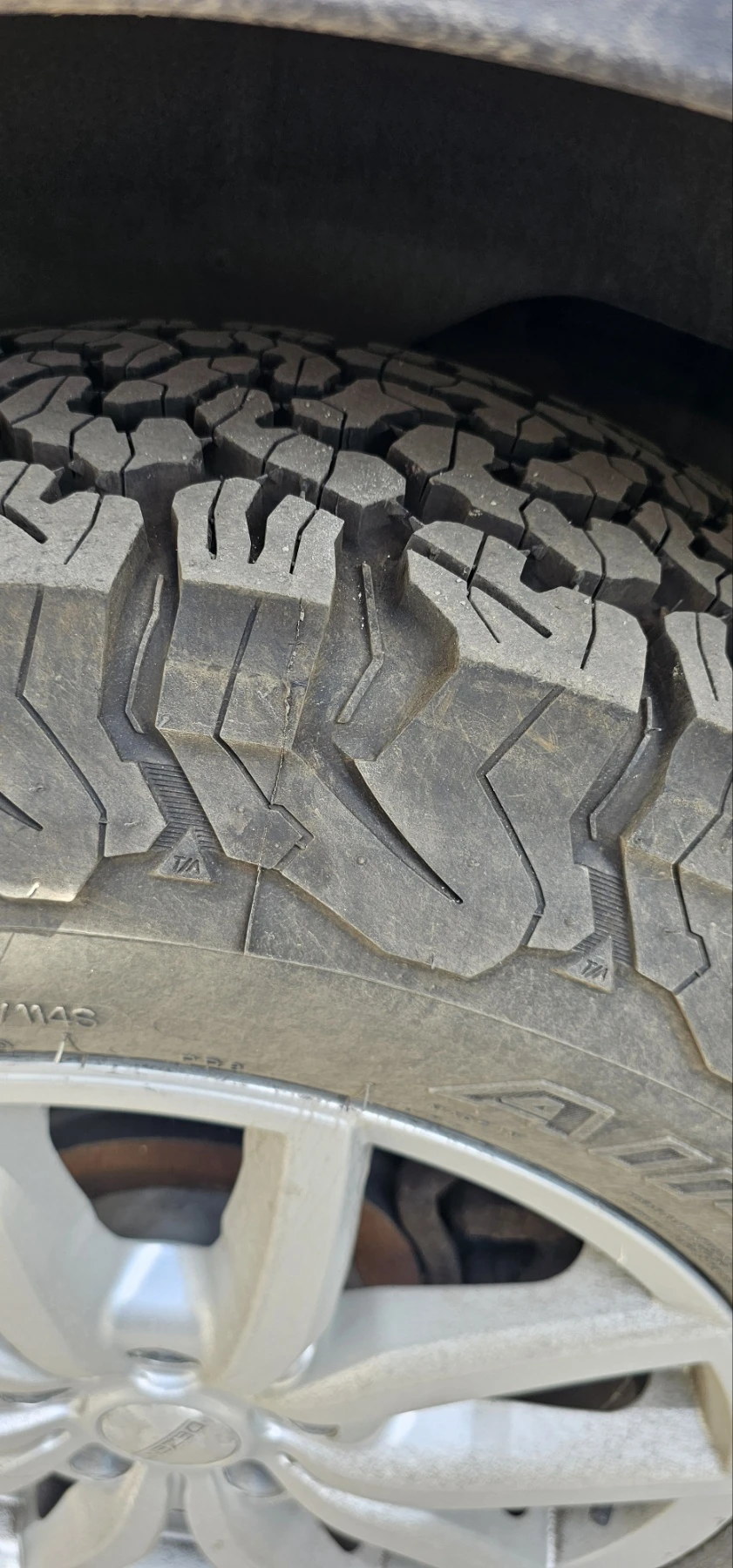 Land Rover Discovery 2.7 tdv6 - изображение 3