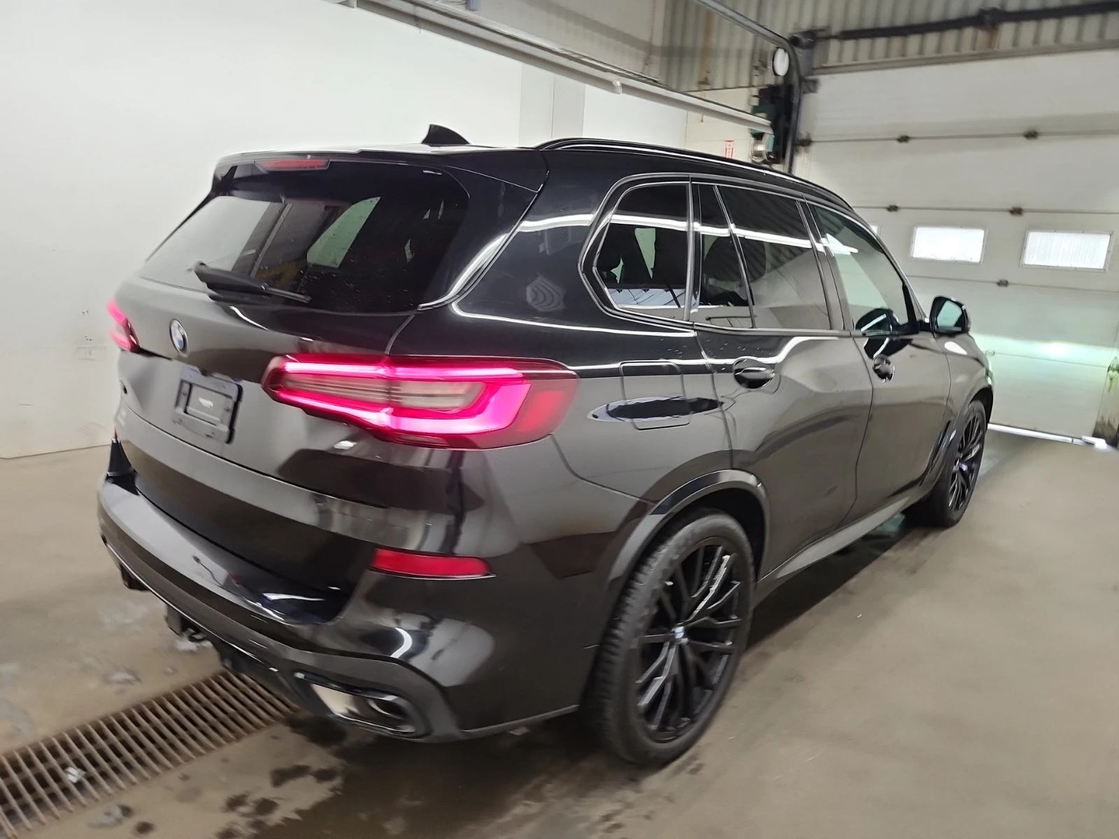 BMW X5 * XDRIVE40I * 2 КЛЮЧА * CARFAX * АВТОКРЕДИТ - изображение 3