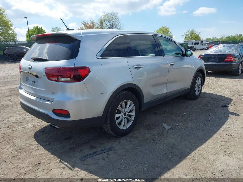Kia Sorento 3.3L V-6 DI, DOHC, VVT, 290HP All Wheel Drive - изображение 8