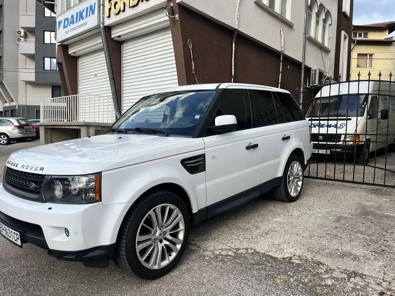Land Rover Range Rover Sport  - изображение 2