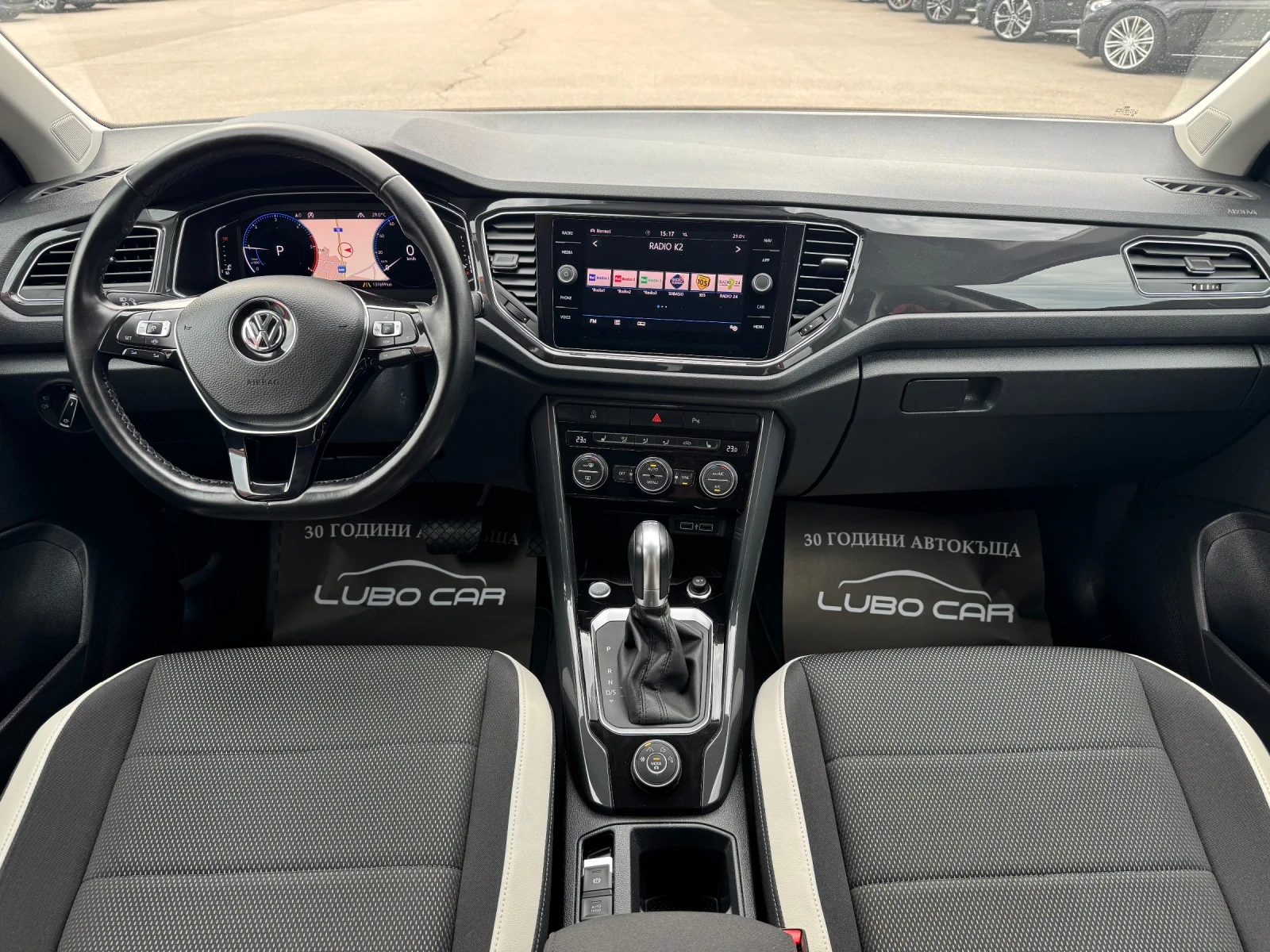 VW T-Roc 2.0D-4x4-FULL-DIGITAL-KEYLESS-DISTRONIC-BLIND SPOT - изображение 10