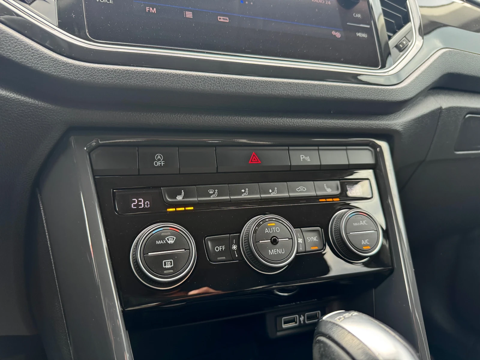 VW T-Roc 2.0D-4x4-FULL-DIGITAL-KEYLESS-DISTRONIC-BLIND SPOT | Mobile.bg   14