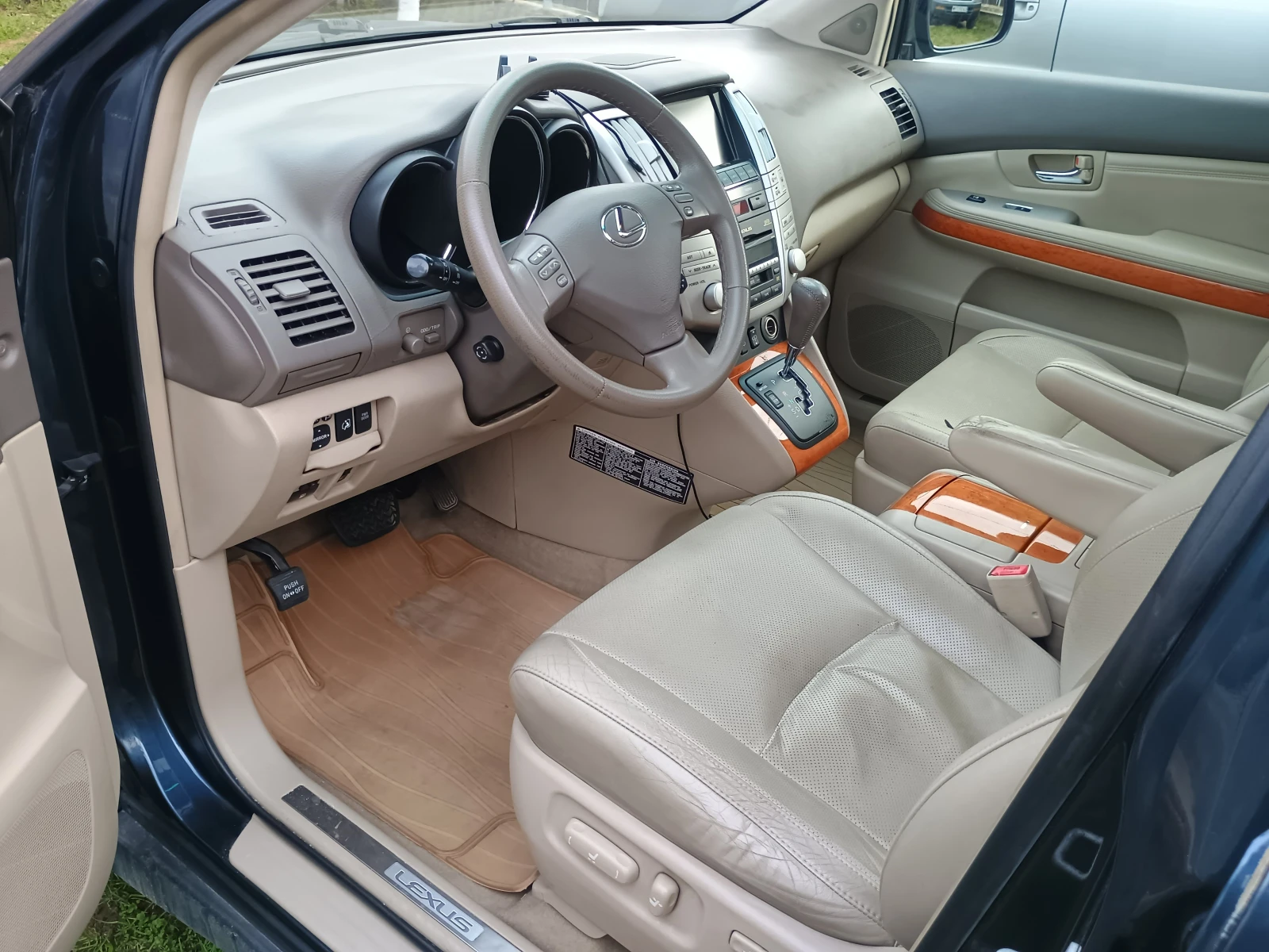 Lexus RX 350, снимка 8 - Автомобили и джипове - 53210658