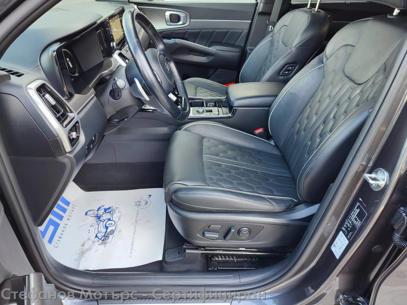 Kia Sorento 4x4 Platinum 2.2 CRDi 202hp AT8, снимка 12 - Автомобили и джипове - 53643295