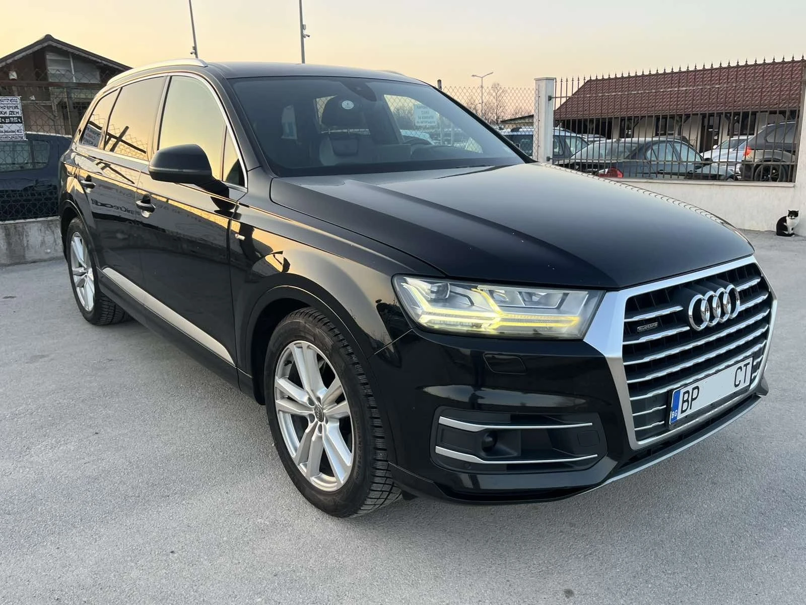 Audi Q7 3.0TDI 272кс QUATTRO S-LINE  NAVI LED DISTRONIK, снимка 3 - Автомобили и джипове - 53825737