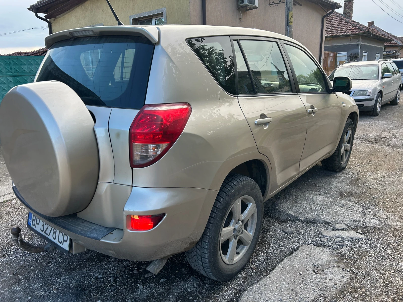 Toyota Rav4 Rav 4 2.2 D4d 136 коня, снимка 2 - Автомобили и джипове - 54527649