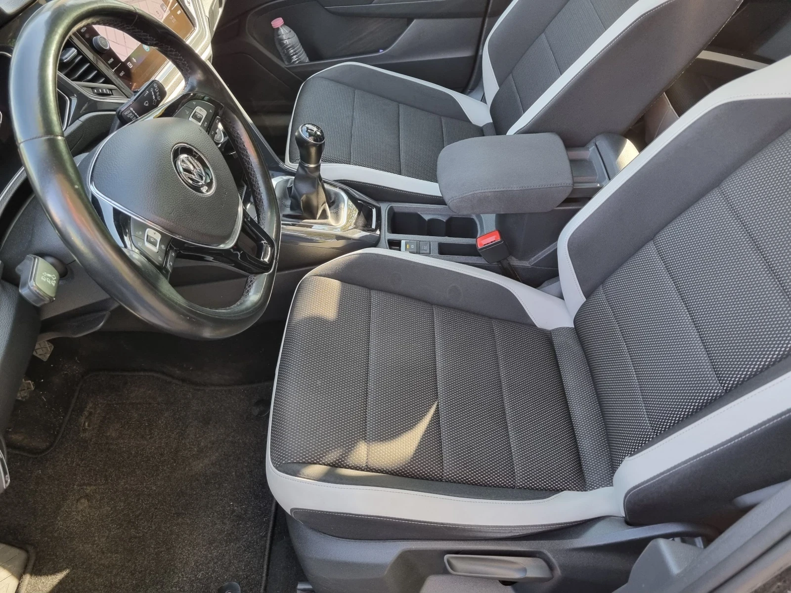 VW T-Roc 1.5TSI 150ks FULL/DIGITAL/KAMERA/PANORAMA, снимка 14 - Автомобили и джипове - 54624833