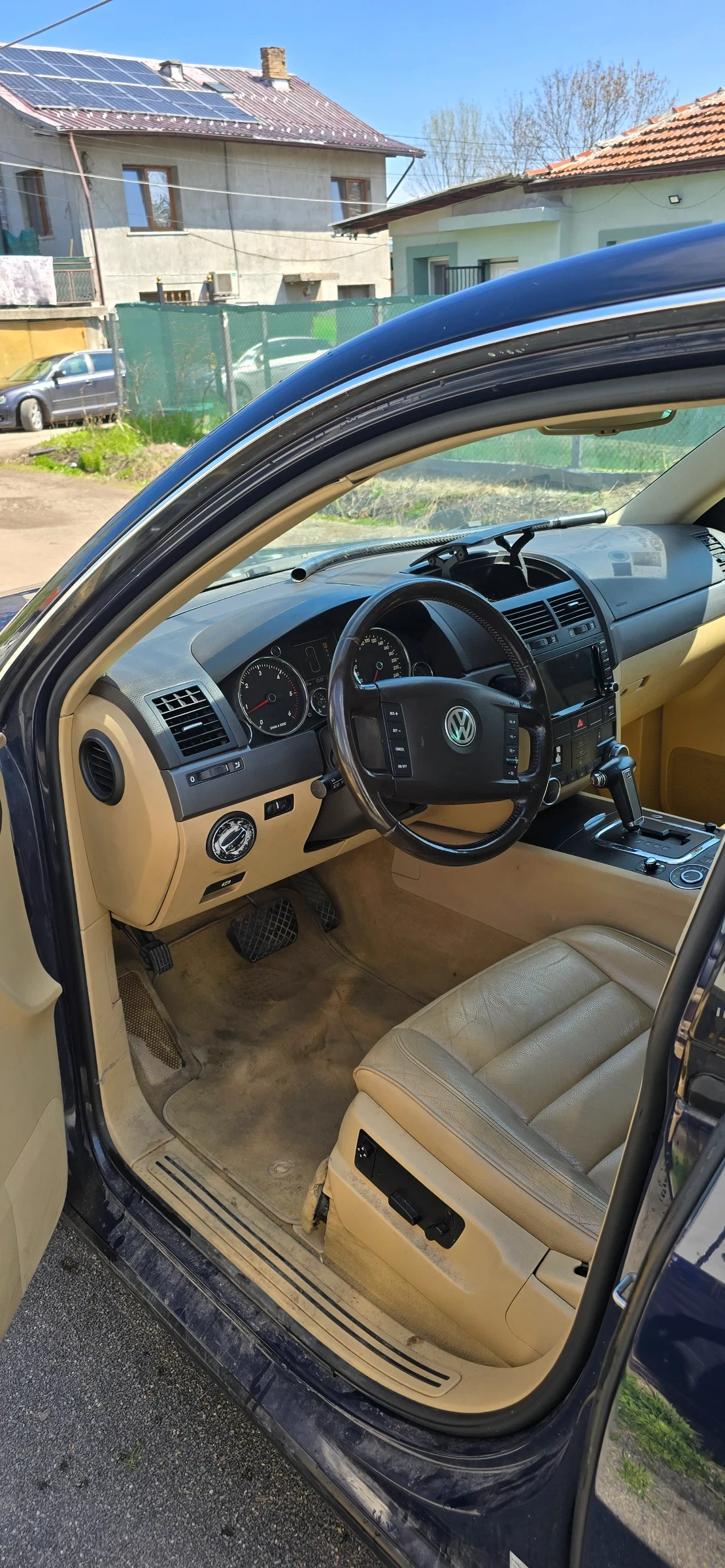 VW Touareg, снимка 5 - Автомобили и джипове - 55257473