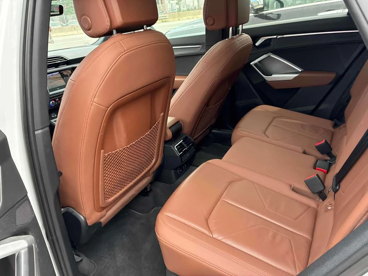 Audi Q3 * Technik * CARFAX * ОПЦИЯ ЗА ФИНАНСИРАНЕ, снимка 13 - Автомобили и джипове - 55335312