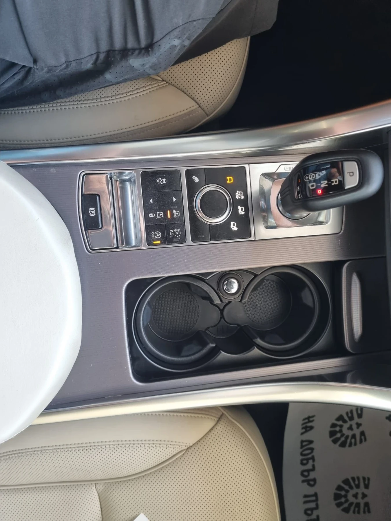 Land Rover Range Rover Sport Sport -HSE, снимка 10 - Автомобили и джипове - 55940933