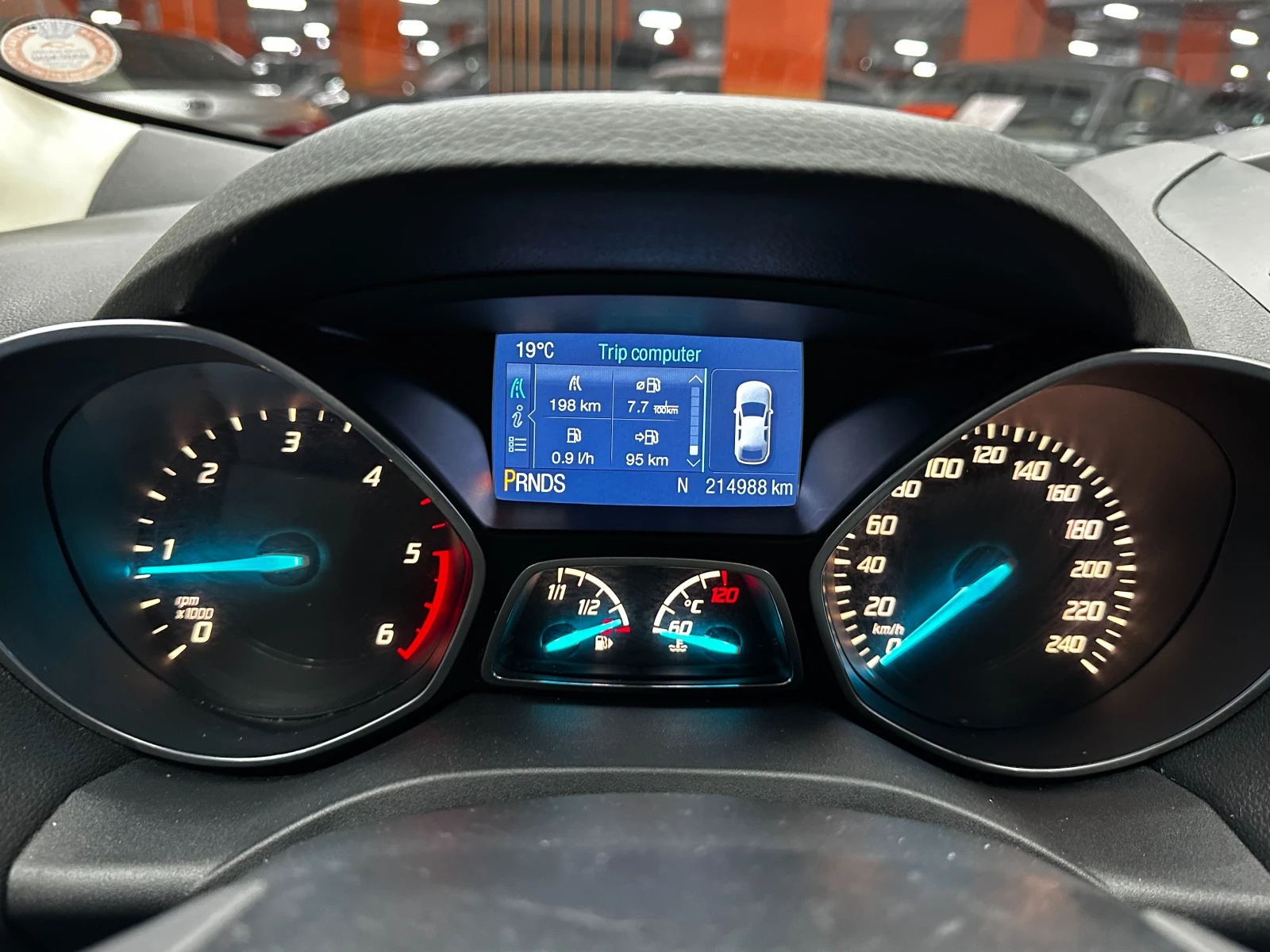 Ford Kuga 2.0d 140 к.с. , снимка 14 - Автомобили и джипове - 56656414