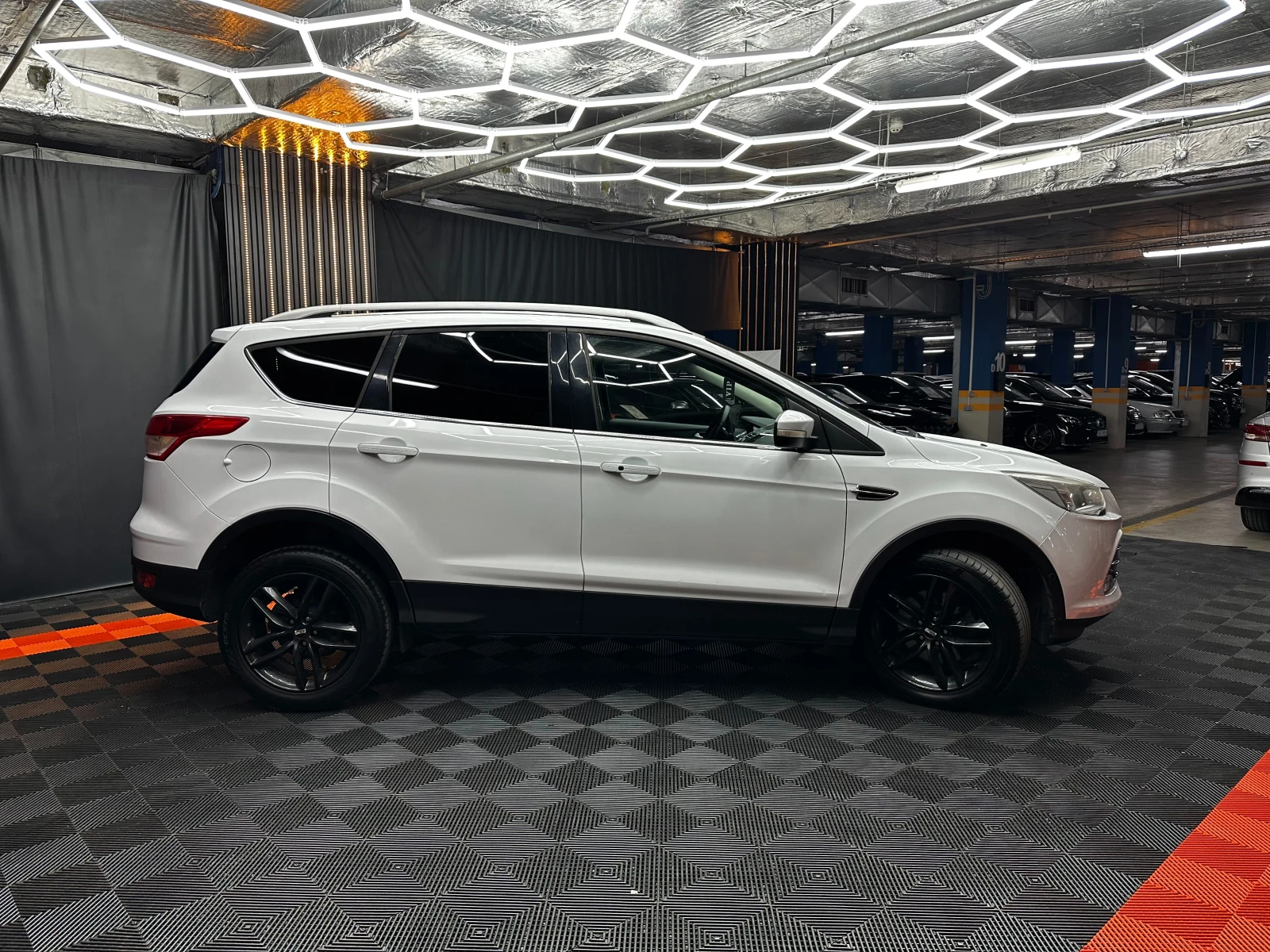 Ford Kuga 2.0d 140 к.с. , снимка 4 - Автомобили и джипове - 56656414