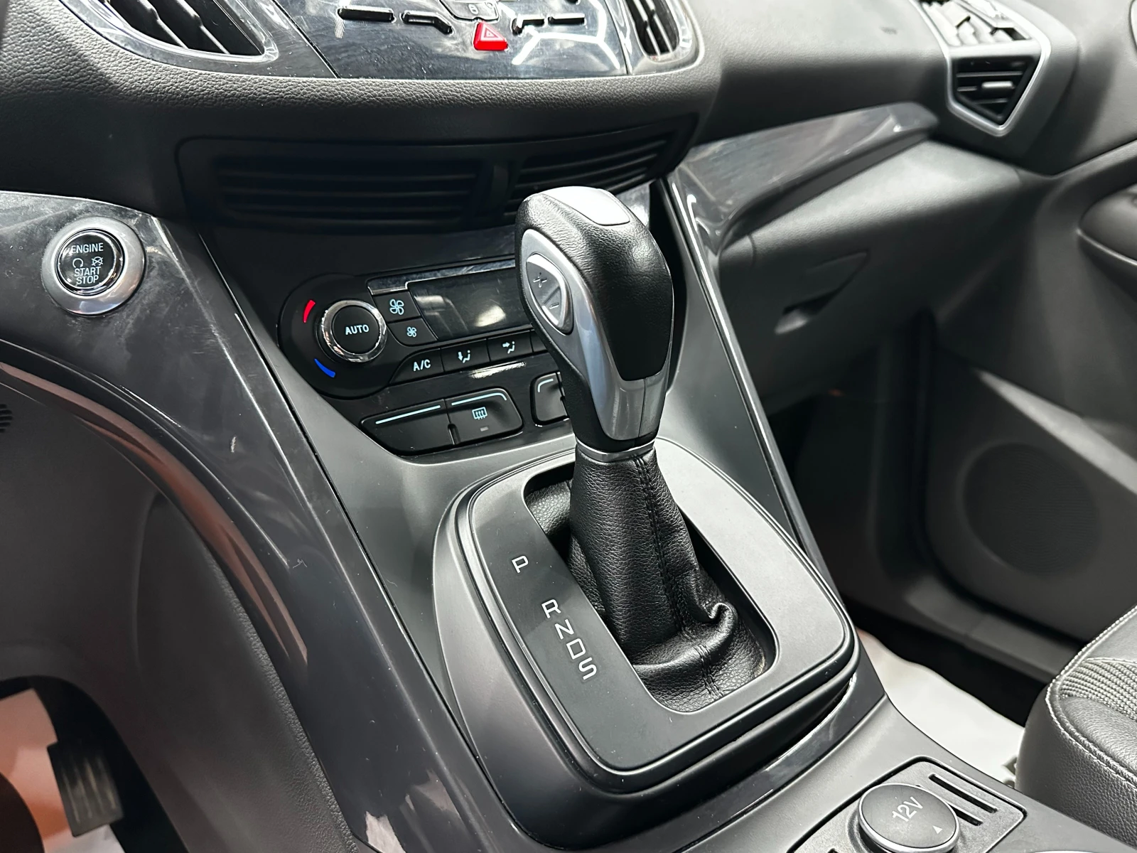 Ford Kuga 2.0d 140 к.с. , снимка 7 - Автомобили и джипове - 56656414