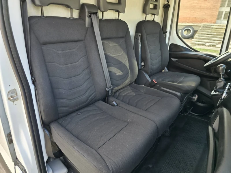 Iveco Daily 35-170, снимка 10 - Бусове и автобуси - 52884555