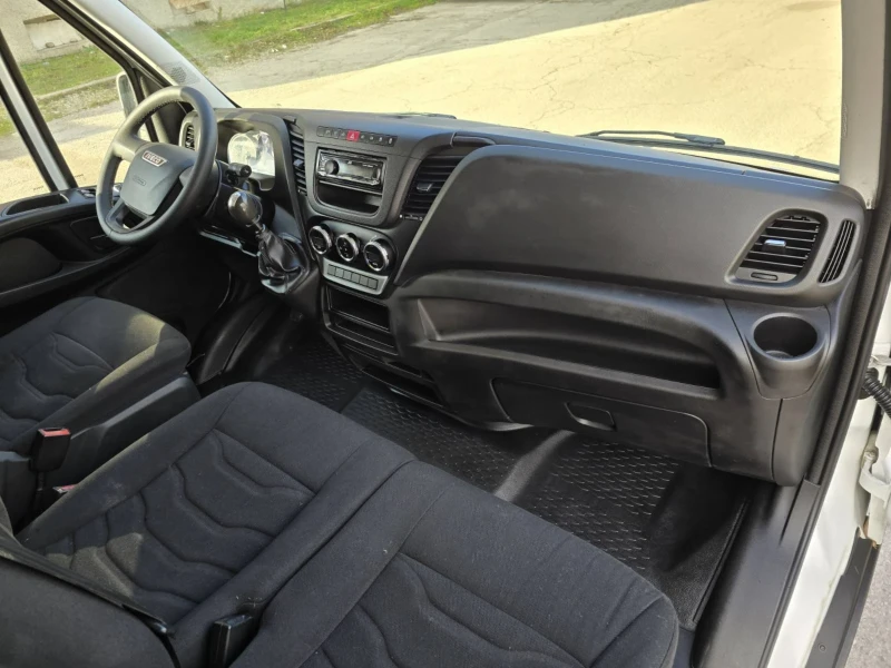 Iveco Daily 35-170, снимка 8 - Бусове и автобуси - 52884555