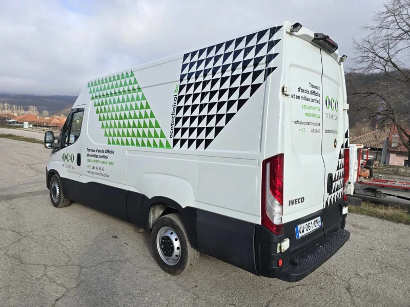 Iveco Daily 35-170, снимка 4 - Бусове и автобуси - 52884555