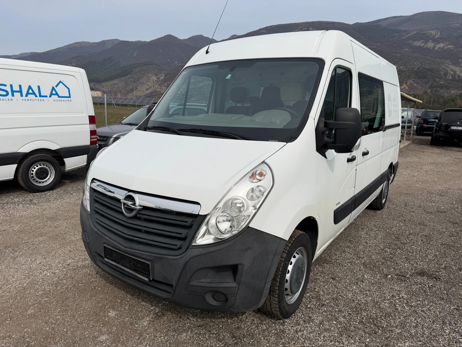 Opel Movano 191000 KM - изображение 2