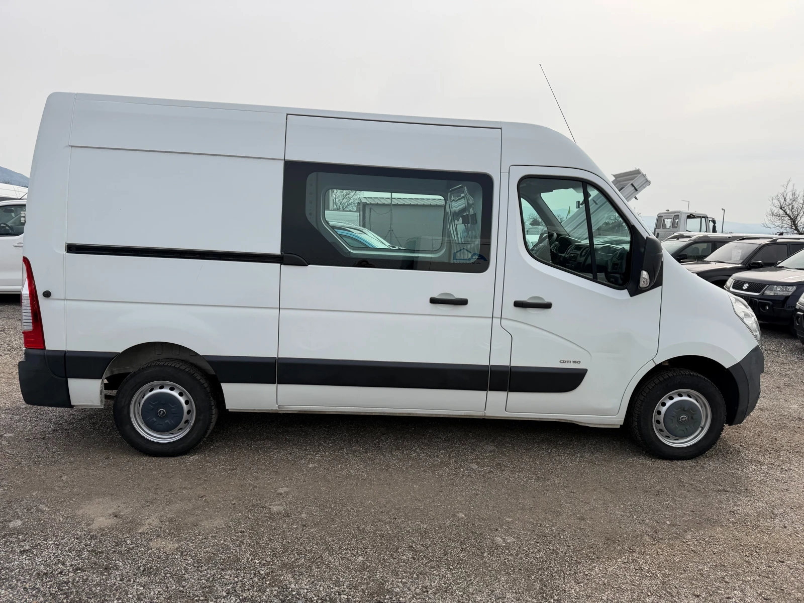 Opel Movano 191000 KM - изображение 5