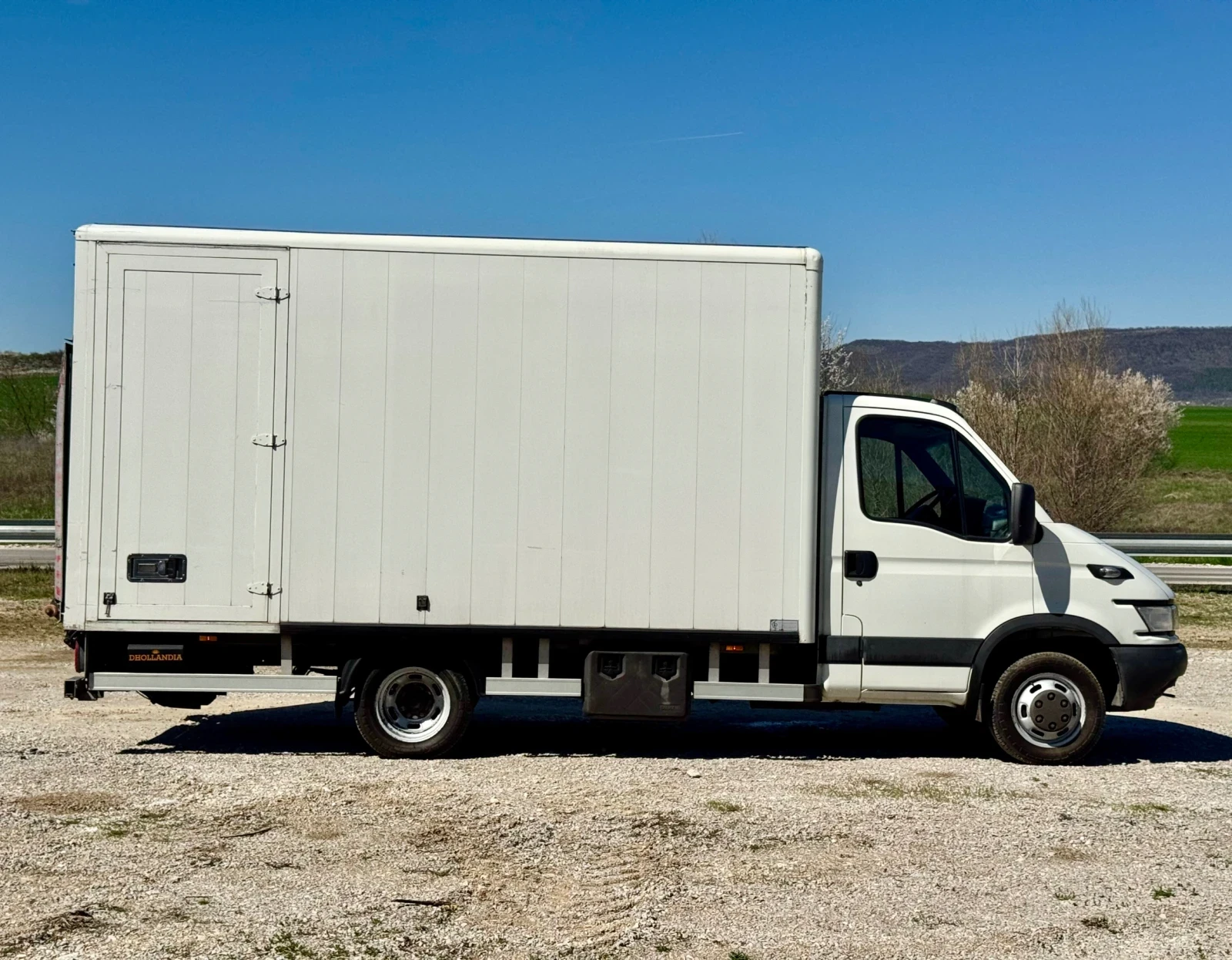 Iveco Daily ПАДАЩ БОРД* СТРАНИЧНА ВРАТА* СЕРВИЗНА ИСТОРИЯ, снимка 7 - Бусове и автобуси - 55616387