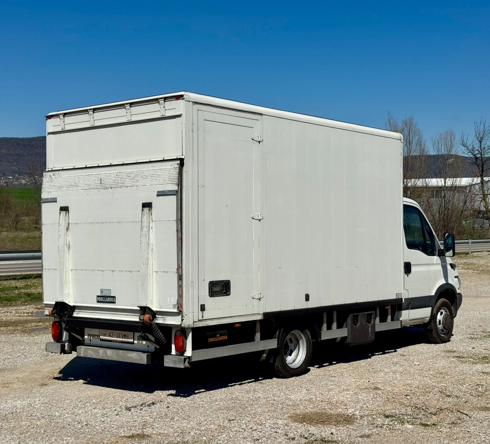 Iveco Daily ПАДАЩ БОРД* СТРАНИЧНА ВРАТА* СЕРВИЗНА ИСТОРИЯ, снимка 6 - Бусове и автобуси - 55616387