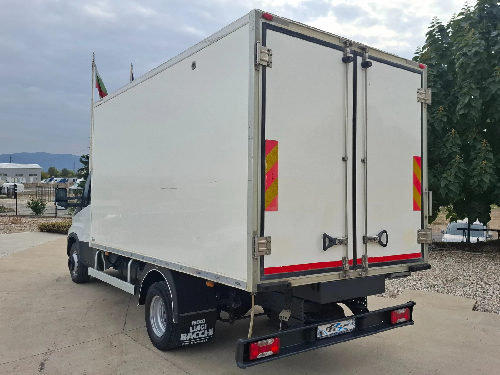 Iveco Daily Euro6B/220V/Климатик - изображение 2
