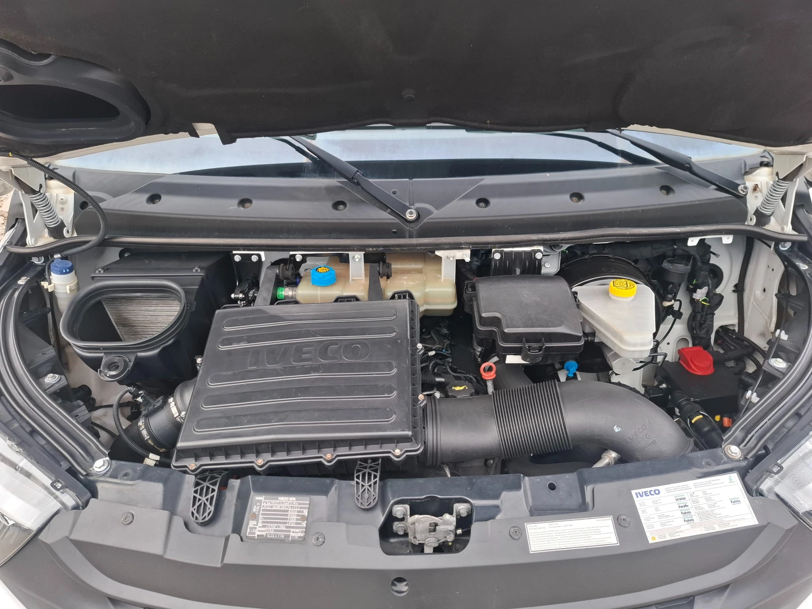 Iveco Daily Euro6B/220V/ | Mobile.bg   14