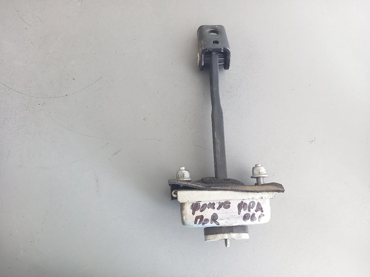 Панта врата ограничителна предна дясна Форд Фокус (н)