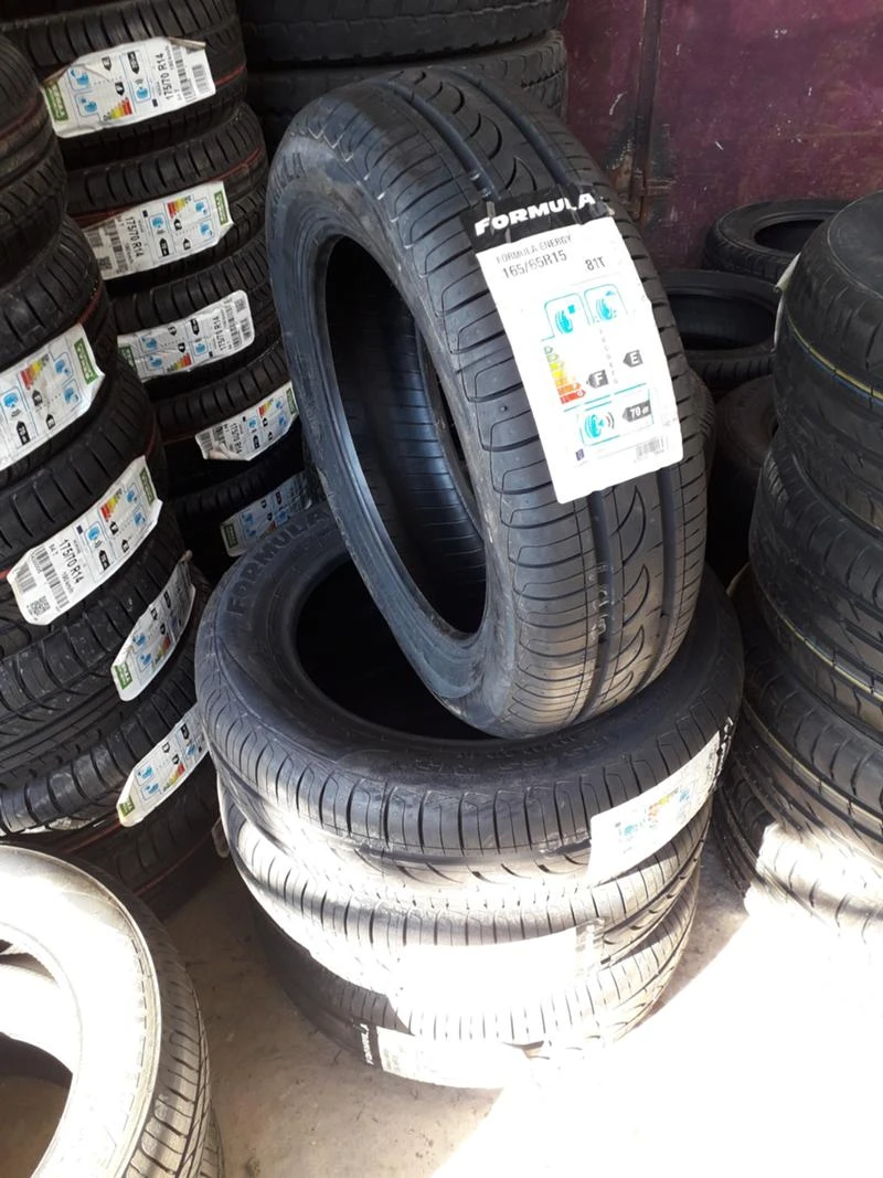 Гуми Летни 165/65R15, снимка 1 - Гуми и джанти - 45863692