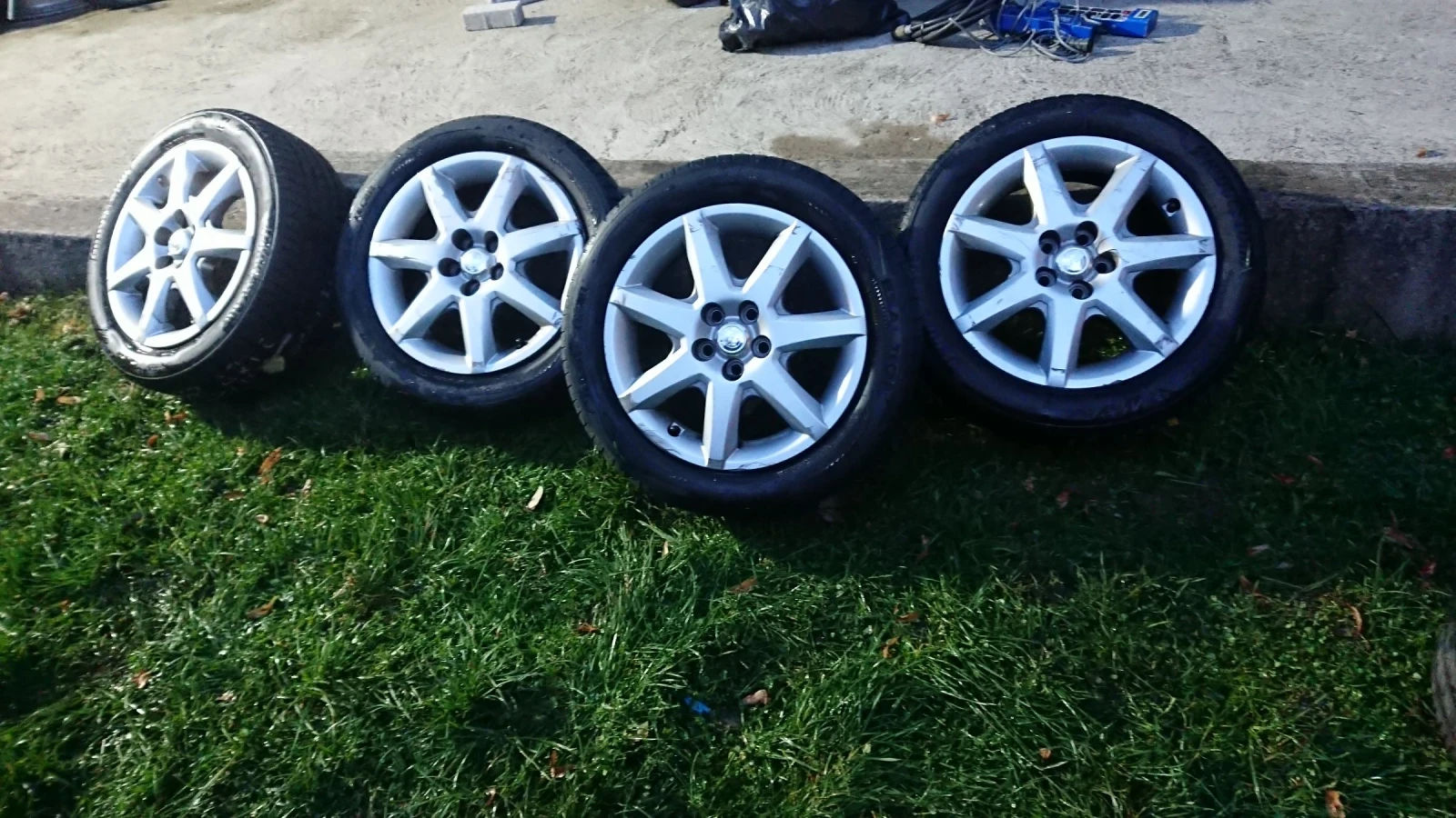    215/55R20   | Mobile.bg   12