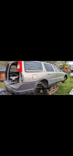 Volvo Xc70 2.4i, снимка 2