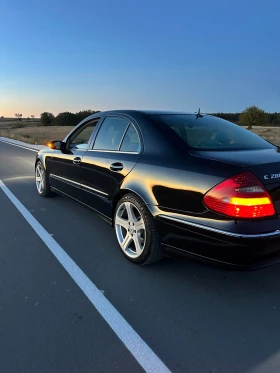 Mercedes-Benz E 320, снимка 6