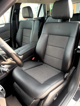 Mercedes-Benz E 250 ::4MATIC::Avantgarde::2 собственик, снимка 12