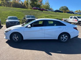 Hyundai Elantra Essential * * CARFAX * *   * *  | Mobile.bg    3