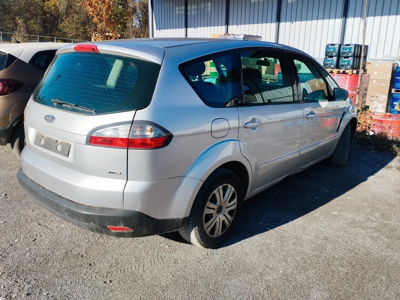 Ford S-Max 2.0TDCI, снимка 4 - Автомобили и джипове - 48011938