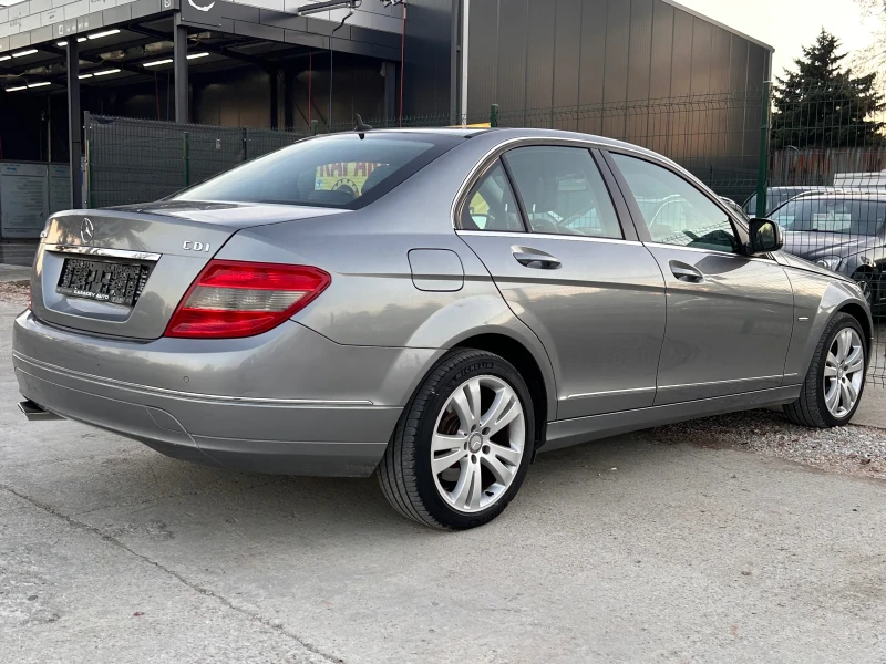 Mercedes-Benz C 220, снимка 6 - Автомобили и джипове - 48015693