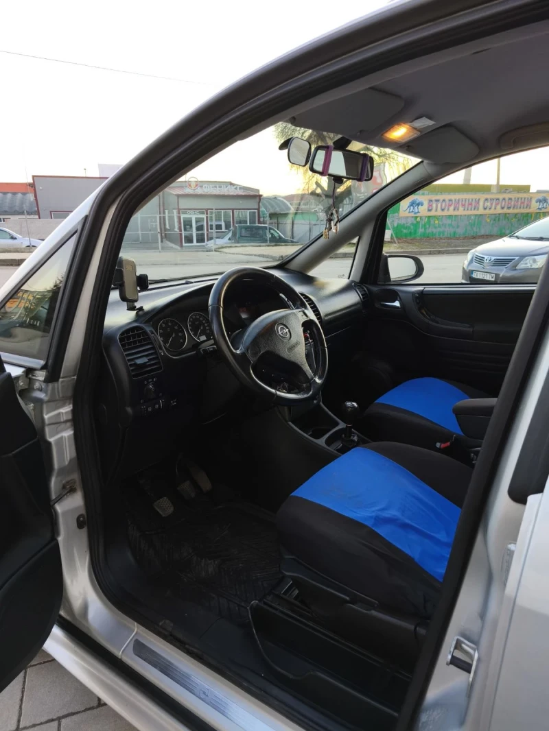 Opel Zafira, снимка 6 - Автомобили и джипове - 48654315