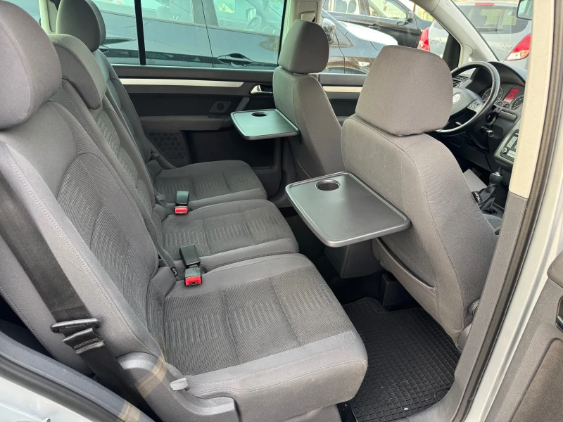 VW Touran 1.9TDi , снимка 10 - Автомобили и джипове - 49123131