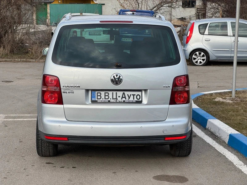 VW Touran 1.9TDi , снимка 6 - Автомобили и джипове - 49123131