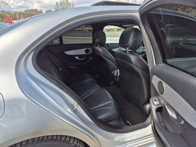 Mercedes-Benz C 220 9G///AMG Line///Panorama , снимка 8 - Автомобили и джипове - 50177564