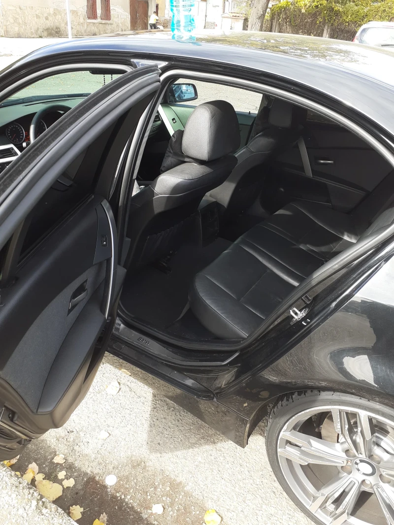 BMW 520 2.2, снимка 17 - Автомобили и джипове - 52101709