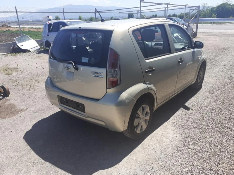 Daihatsu Sirion 1.0i-на части, снимка 4 - Автомобили и джипове - 47603886