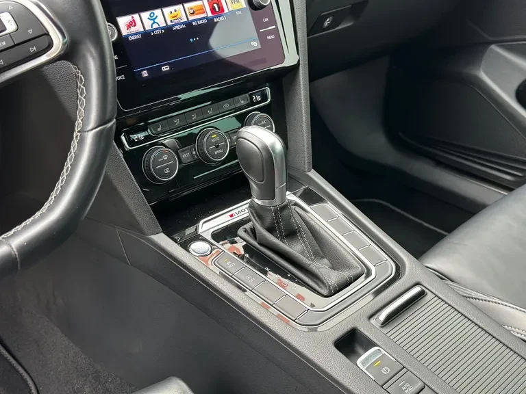 VW Passat Variant 2.0 TSI R-line 4MOTION - изображение 10