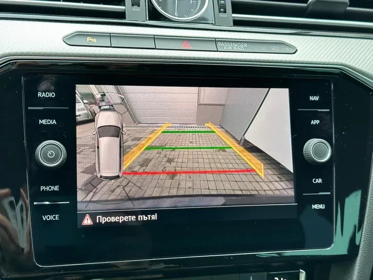 VW Passat Variant 2.0 TSI R-line 4MOTION | Mobile.bg   13