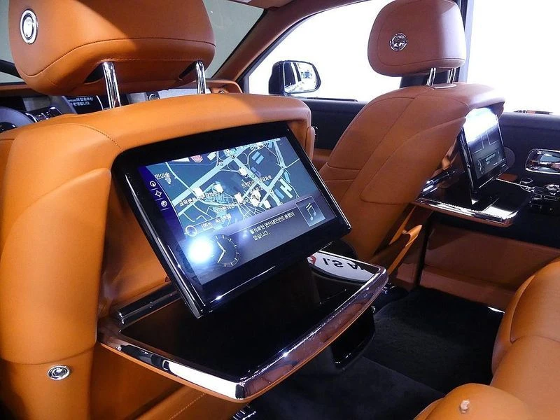 Rolls-Royce Phantom 6.7 Automatic КРАЙНА ЦЕНА: 303462 EUR, снимка 14 - Автомобили и джипове - 55966854