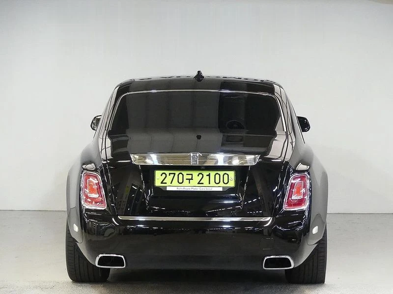 Rolls-Royce Phantom 6.7 Automatic КРАЙНА ЦЕНА: 303462 EUR, снимка 3 - Автомобили и джипове - 55966854