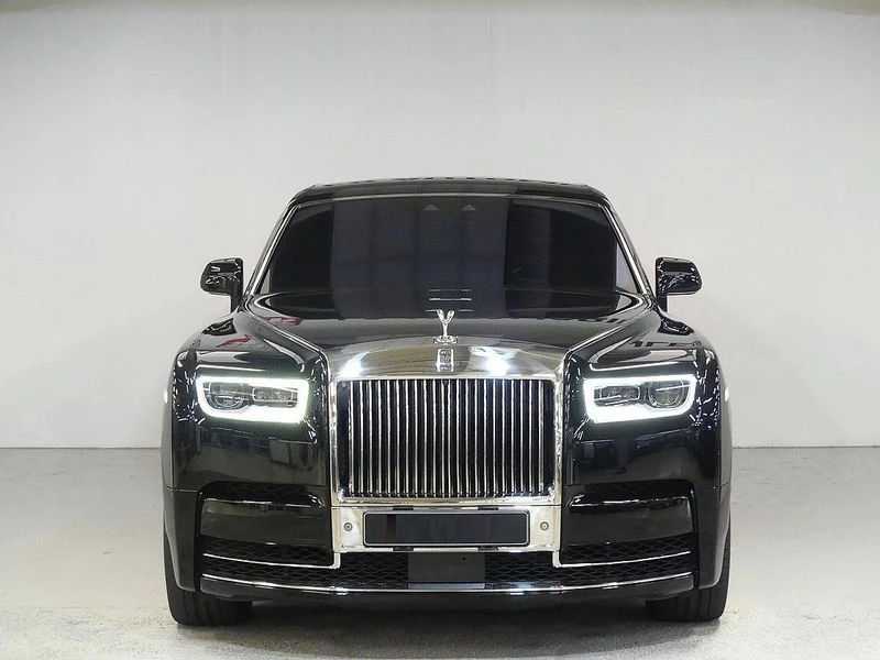 Rolls-Royce Phantom 6.7 Automatic КРАЙНА ЦЕНА: 303462 EUR, снимка 2 - Автомобили и джипове - 55966854